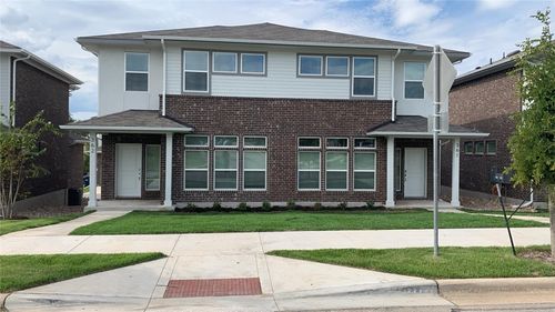 36-605 W South St Street, Leander, TX, 78641 | Card Image