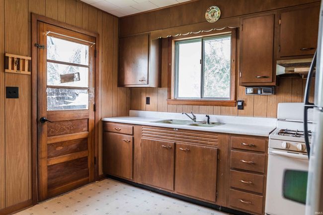 208 W Mable St, House other with 2 bedrooms, 1 bathrooms and null parking in Paoli IN | Image 5