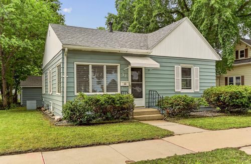 32 10th St Nw, Rochester, MN, 55901-6825 | Card Image