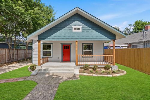 2710 Gano St, Houston, TX, 77009-6924 | Card Image