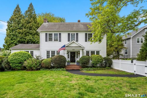 229 West Ave, Darien, CT, 06820-4204 | Card Image