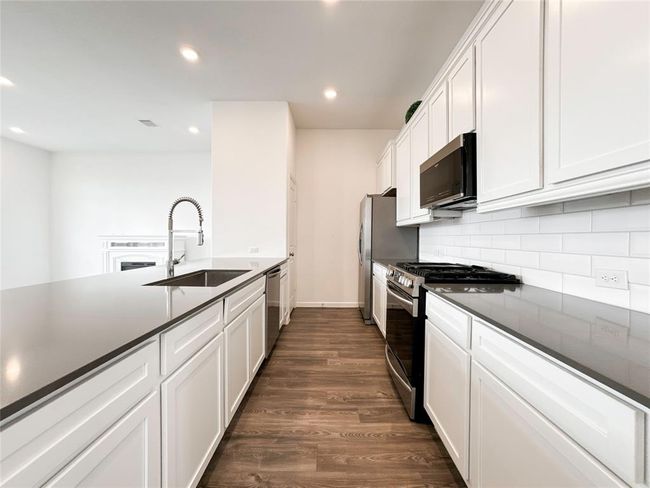 5667 Foggy Vine Ct, House other with 3 bedrooms, 3 bathrooms and 2 parking in Fulshear TX | Image 10