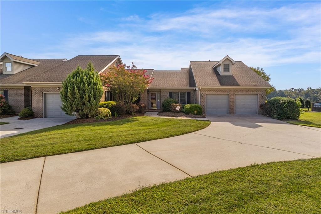 Beard Ave, Archdale, NC 27263
