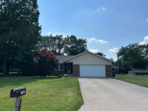 2002 Guiles Ave, Mendota, IL, 61342-1208 | Card Image