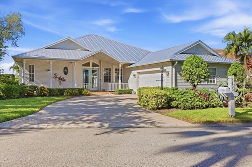 3200 Bay Ridge Way, PORT CHARLOTTE, FL, 33953-4607 | Card Image