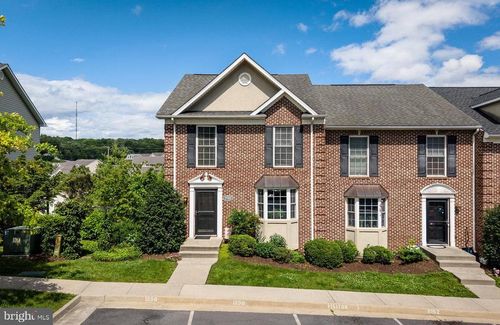 1966 Buttonwood Ct, HARRISONBURG, VA, 22802-6198 | Card Image