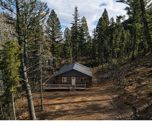 11045 Stemple Pass Rd, Lincoln, MT, 59639 | Card Image
