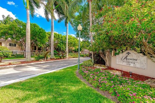 103-2452 Centergate Dr, Miramar, FL, 33025-7211 | Card Image