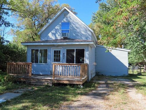 607 State Ave N, Thief River Falls, MN, 56701-1437 | Card Image