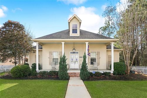 1511 Savannah St, Covington, LA, 70433-6029 | Card Image