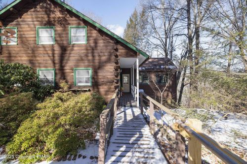 514 Ridgeview Dr, Bartonsville, PA, 18321-7801 | Card Image