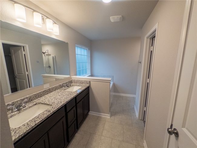 3812 Centerfire Rd, House other with 4 bedrooms, 2 bathrooms and 2 parking in Waco TX | Image 14