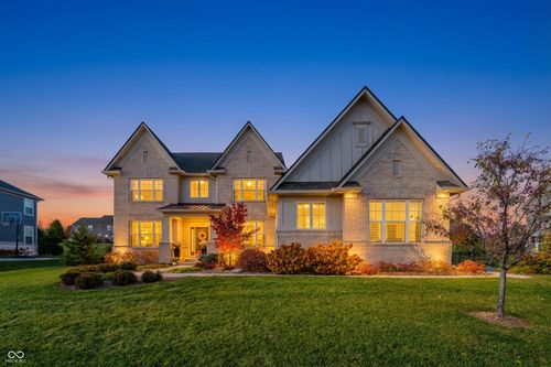 5220 Caprock Dr, Noblesville, IN, 46062-6889 | Card Image