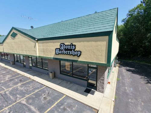i-210 Penny Ave, East Dundee, IL, 60118-1458 | Card Image