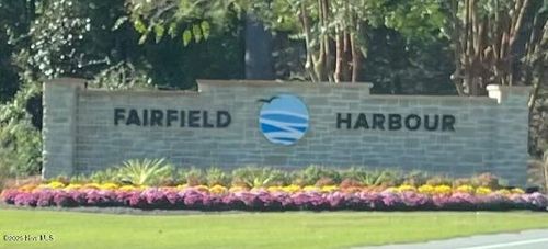 2105 Caracara Dr, New Bern, NC, 28560-6452 | Card Image