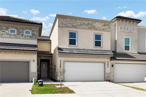 2209 Corales St, Mission, TX, 78573-8514 | Card Image