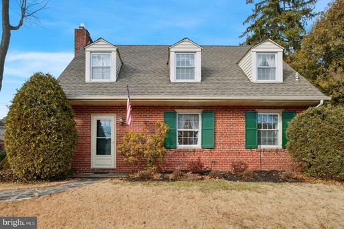 201 Barrie Rd, NARBERTH, PA, 19072-1816 | Card Image