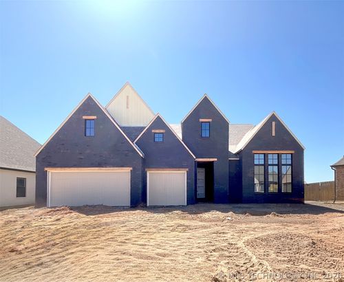 2803 W Tucson Ct, Broken Arrow, OK, 74011-2109 | Card Image