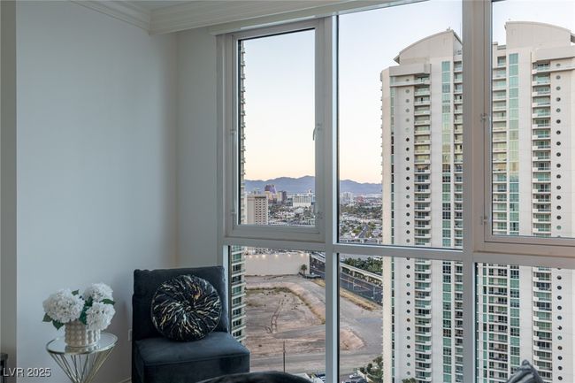 UNIT-2502 - 2877 Paradise Rd, Home with 3 bedrooms, 3 bathrooms and 1 parking in Las Vegas NV | Image 74