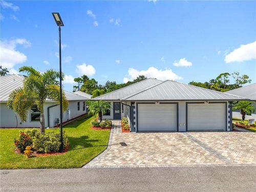 31-177 Village Cir, Labelle, FL, 33935-4993 | Card Image