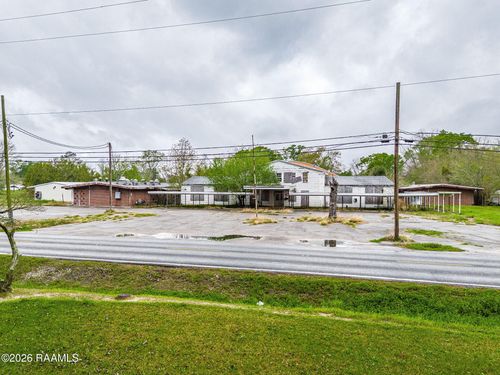 1303 Wilbert D Rochelle Ave, Jennings, LA, 70546-7407 | Card Image