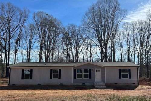 6008 Apple Wyrick Rd, Gibsonville, NC, 27249-8844 | Card Image