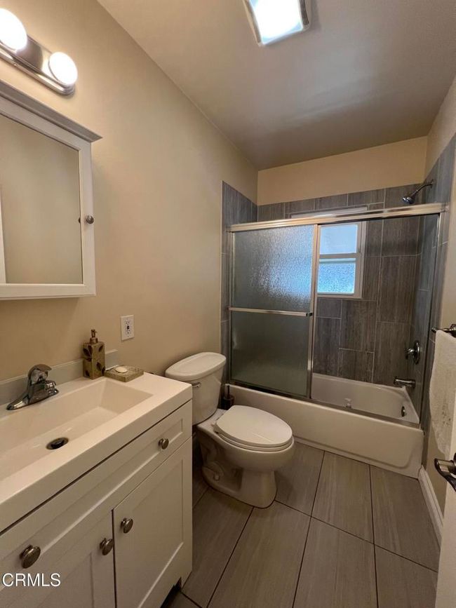 full bathroom | Image 13
