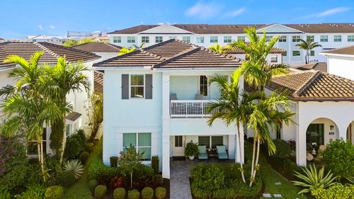 7037 Edison Pl, Palm Beach Gardens, FL, 33418-6057 | Card Image