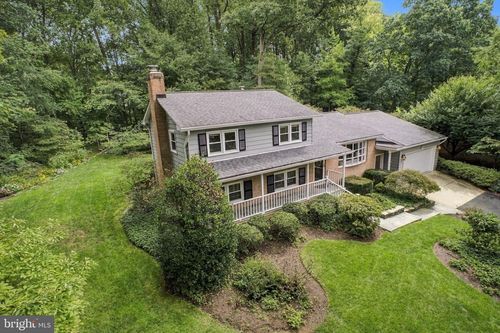 3403 Valewood Dr, OAKTON, VA, 22124-2225 | Card Image