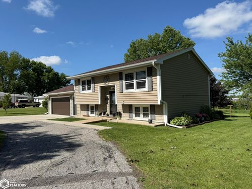 1250 S Ridge Rd, Osceola, IA, 50213-1589 | Card Image