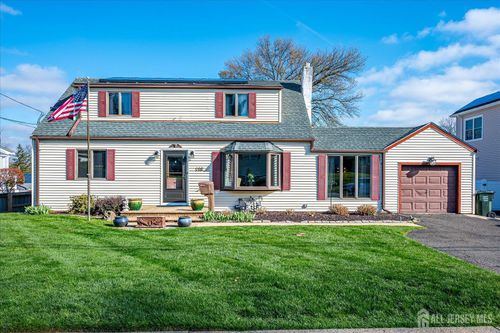 110 Normandy Rd, Colonia, NJ, 07067-1012 | Card Image