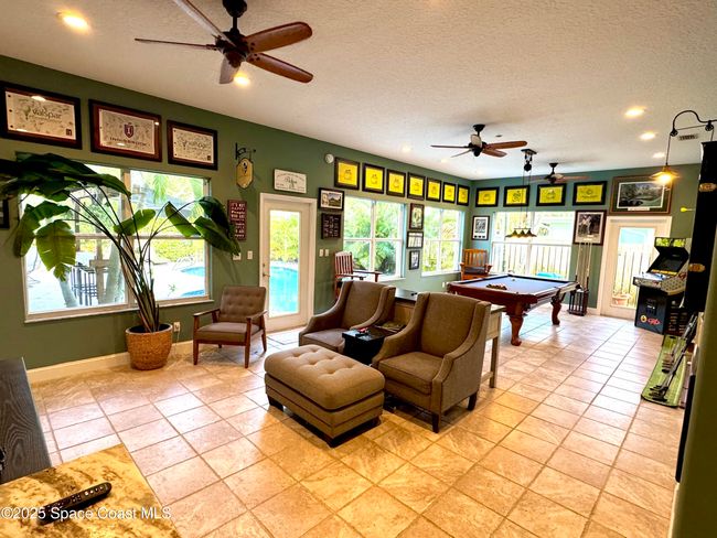52 Riverview Ln, House other with 5 bedrooms, 3 bathrooms and null parking in Cocoa Beach FL | Image 33
