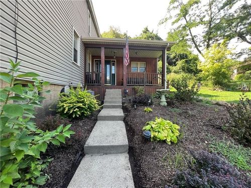 1006 Becks Run Rd, Pittsburgh, PA, 15210-3112 | Card Image