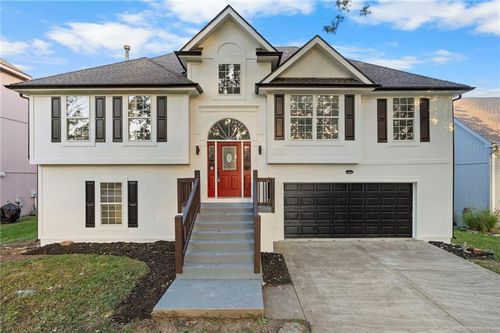 14611 Wicklow St, Smithville, MO, 64089-8384 | Card Image