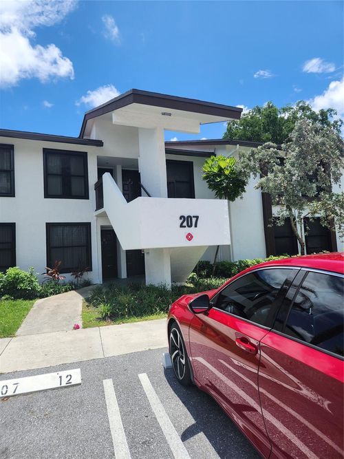 apt-202-207 Lake Pointe Dr, Oakland Park, FL, 33309-3536 | Card Image