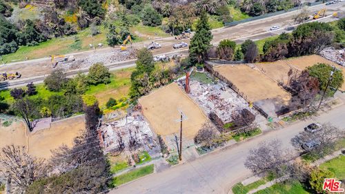 701 Radcliffe Ave, Pacific Palisades, CA, 90272 | Card Image