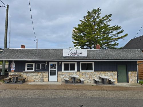 168 S Ontario St, De Tour Village, MI, 49725-5011 | Card Image