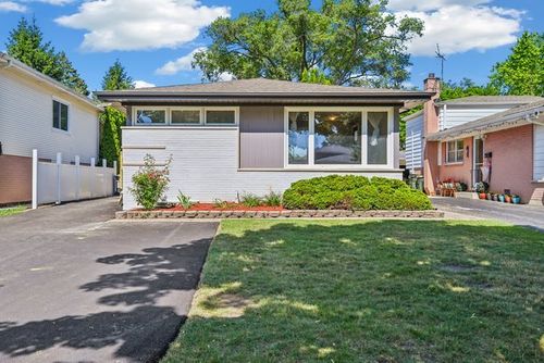 1334 Dunton Ave, Arlington Heights, IL, 60005-3607 | Card Image