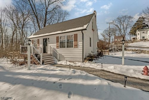 58 Brooklyn Rd, Stanhope, NJ, 07874-2872 | Card Image