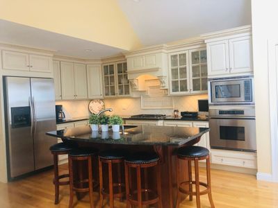 46 - 46 Gold Leaf Ln, Condo with 2 bedrooms, 3 bathrooms and 1 parking in Mashpee MA | Image 3