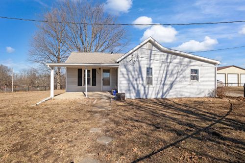 359 Sw 101st Rd, Warrensburg, MO, 64093-8104 | Card Image