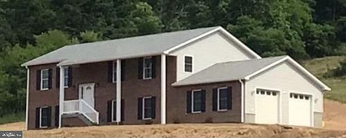 1230 Elm St, FRONT ROYAL, VA, 22630-3790 | Card Image