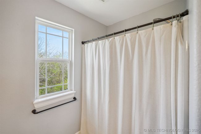 2273 S 289 Th East Ave, House other with 4 bedrooms, 3 bathrooms and null parking in Broken Arrow OK | Image 15