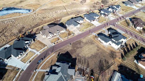 509 E Shadow Creek Ln, Sioux Falls, SD, 57108-8598 | Card Image