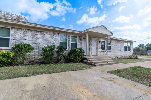 311-309-311 Lilac Dr, Granbury, TX, 76049-8244 | Card Image