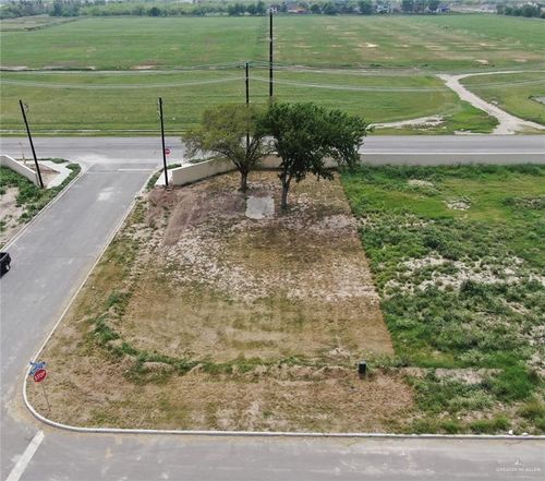 1008 W Cloud 9 Ln, Edinburg, TX, 78541-5551 | Card Image