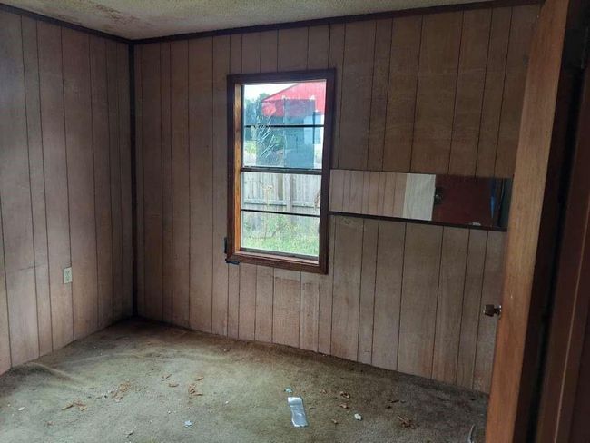 302 Greggory Ln, House other with 4 bedrooms, 2 bathrooms and null parking in Gladewater TX | Image 14