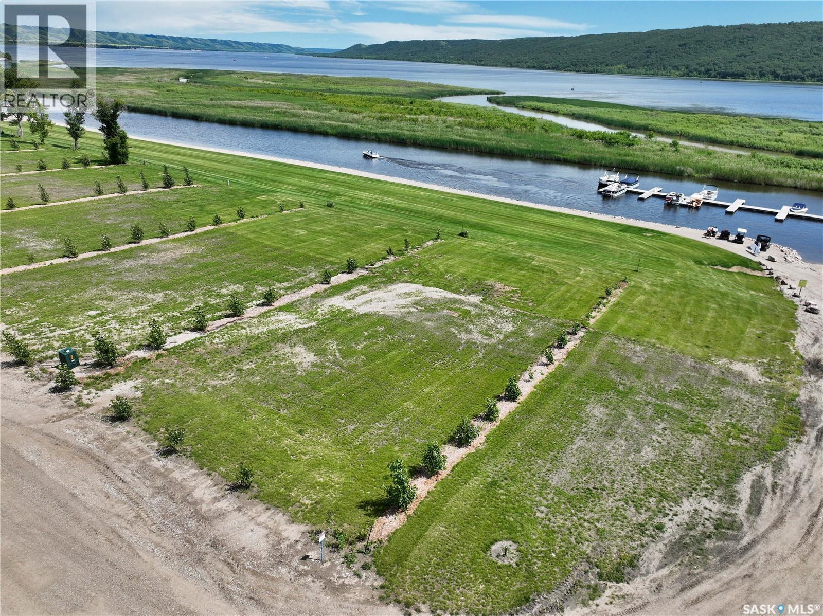 Land in West End 4