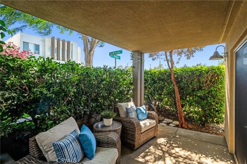 unit-101-5547 Strand, Hawthorne, CA, 90250-1081 | Card Image