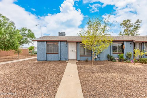 96-3646 N 67th Ave, Phoenix, AZ, 85033-4545 | Card Image